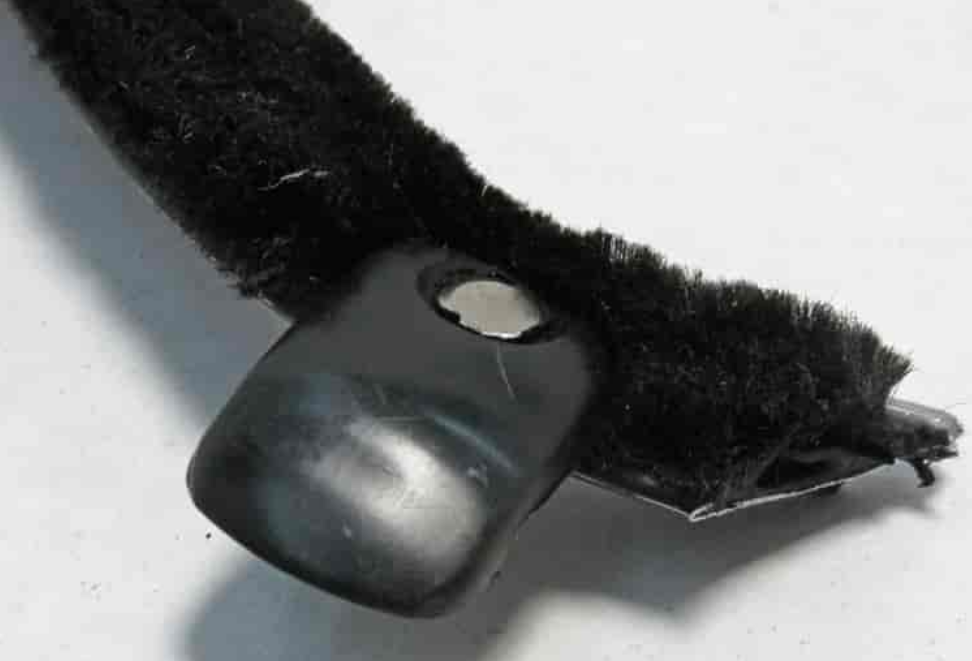 1968 Cutlass & 442 2-Door Hardtop Door Window Felt Fuzzies Rubber Seal 8 Pc Kit2